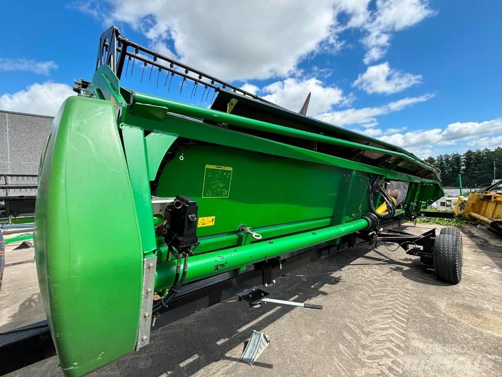John Deere T 670 i Kombajni