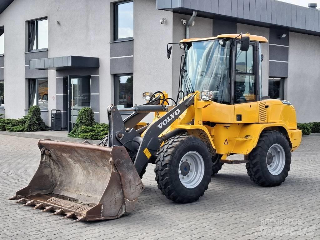 Volvo L 30 G Utovarivači na kotačima