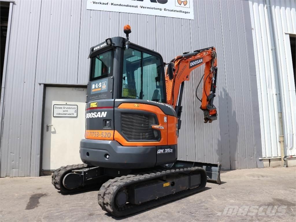 Doosan DX35Z-7 Mini bageri <7t