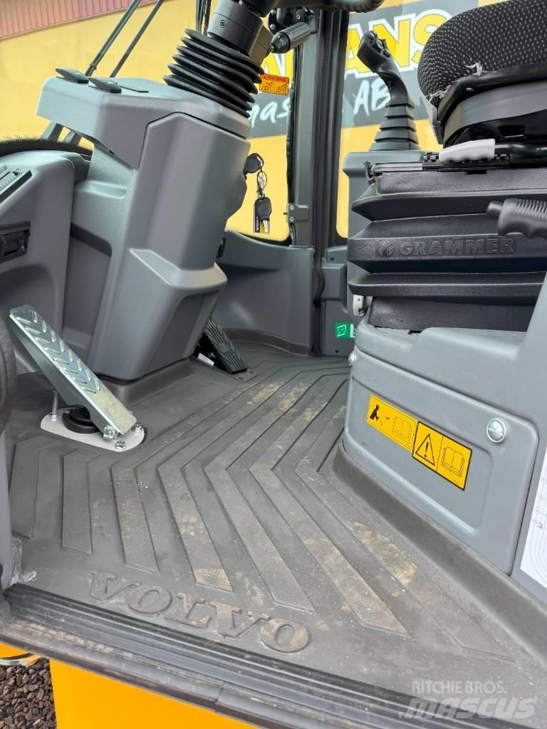 Volvo L 30 HS Utovarivači na kotačima