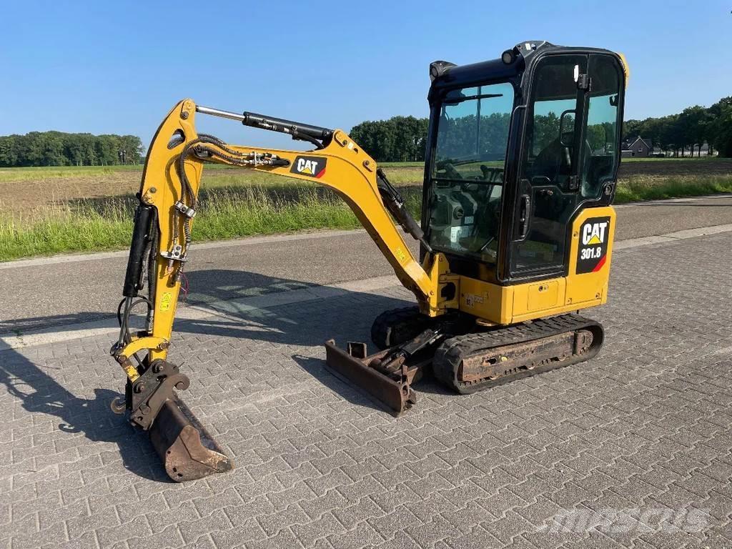 CAT 301.8 Mini bageri <7t