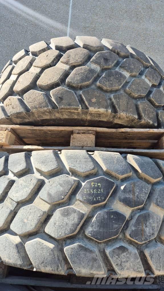 Bridgestone 23.5R25 Gume, kotači i naplatci