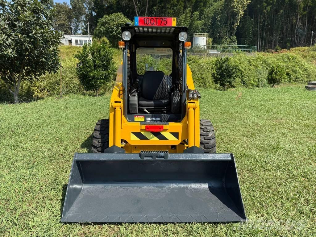 Komatsu SK 820 Skid steer mini utovarivači