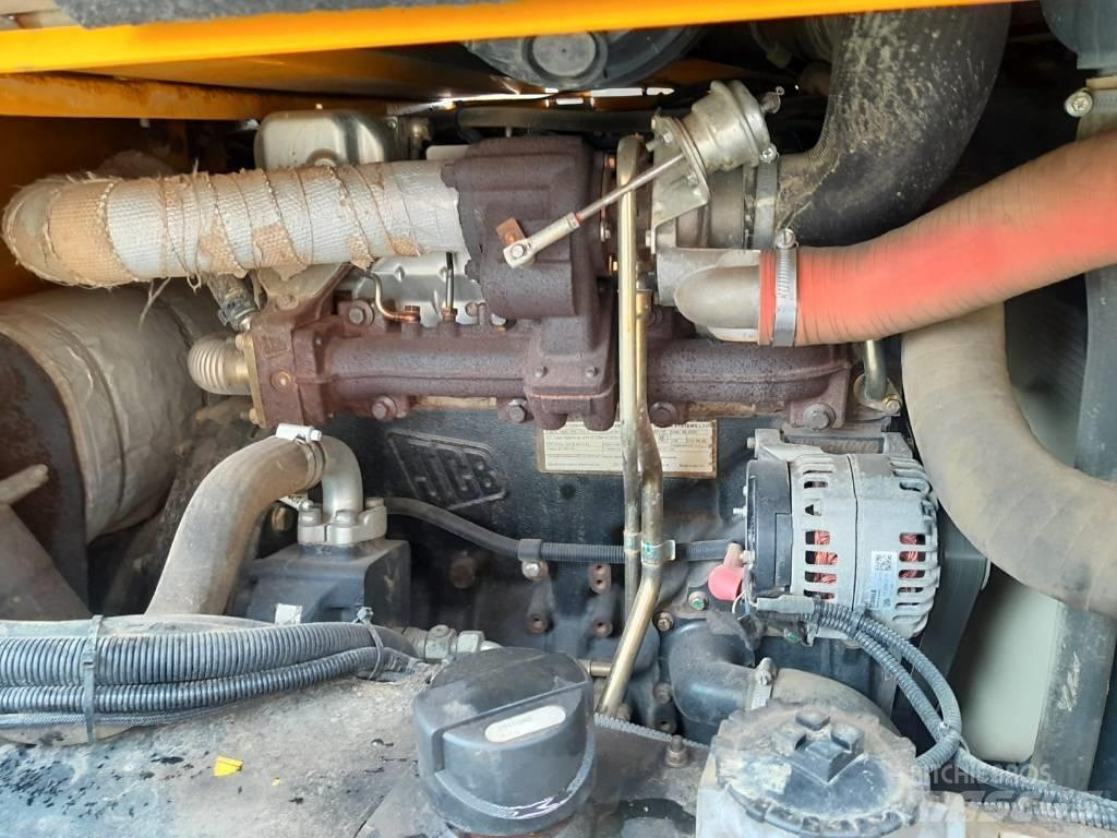 JCB 6 TST Demperi za gradilišta
