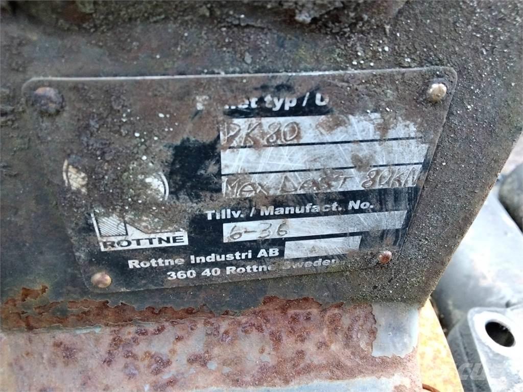 Rottne RK80 Kranovi za stabla