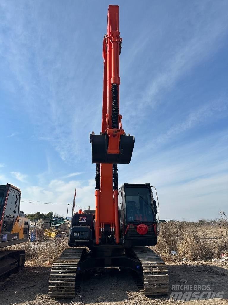 Hitachi ZX 200 Bageri gusjeničari