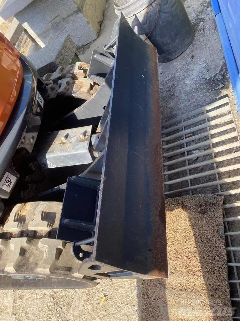 Doosan DX 17 Mini bageri <7t