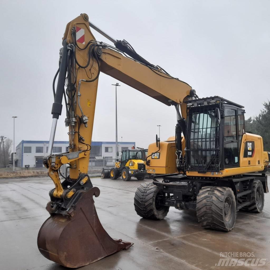 CAT M 318 F Bageri na kotačima