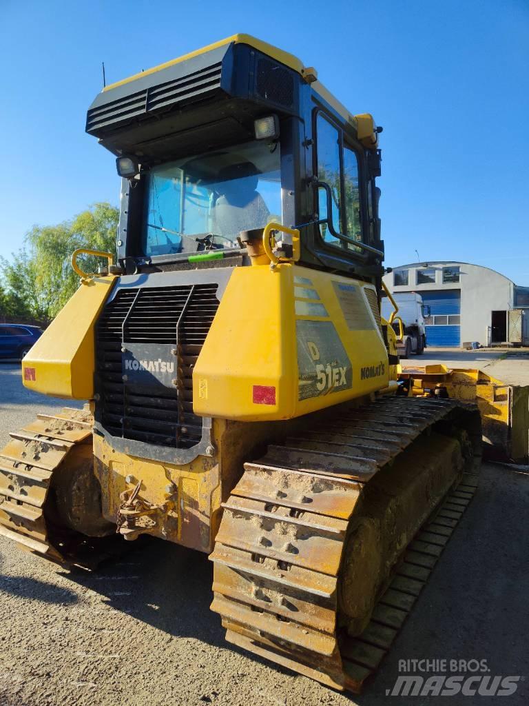 Komatsu D 51 Buldožeri gusjeničari
