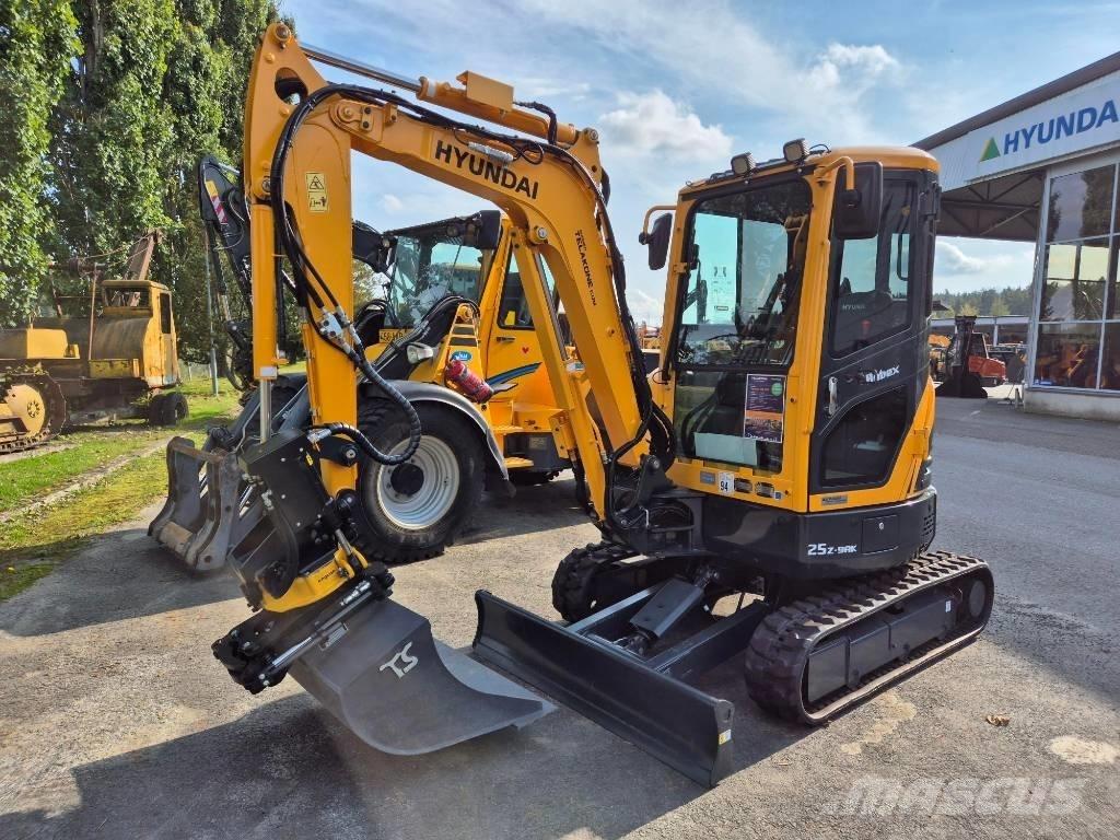 Hyundai R 25 Z-9AK Mini bageri <7t