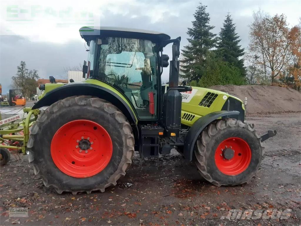 CLAAS arion 610 Traktori