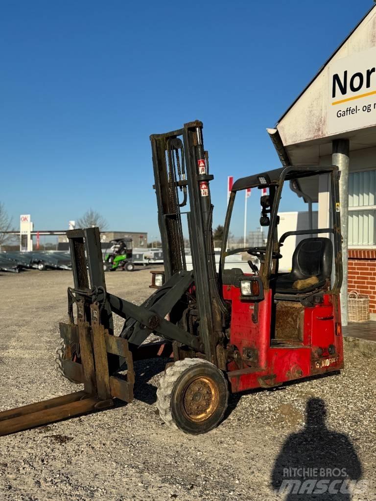 Moffett M4 25.3 Dizelski viličari