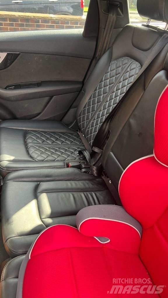 Audi SQ7 Automobili