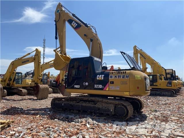 CAT 323D Bageri gusjeničari
