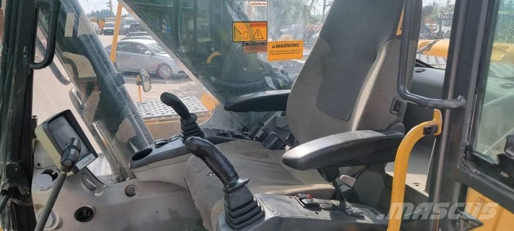 Volvo EC 210 C Bageri gusjeničari
