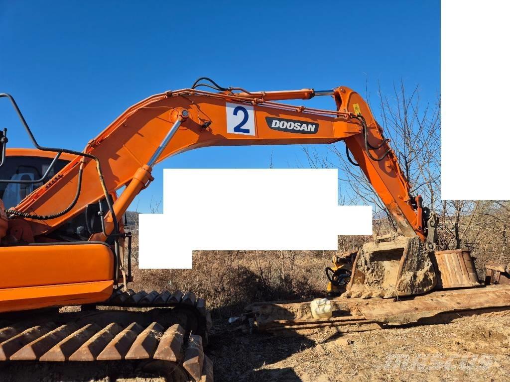 Doosan DX 220 LCA Bageri gusjeničari