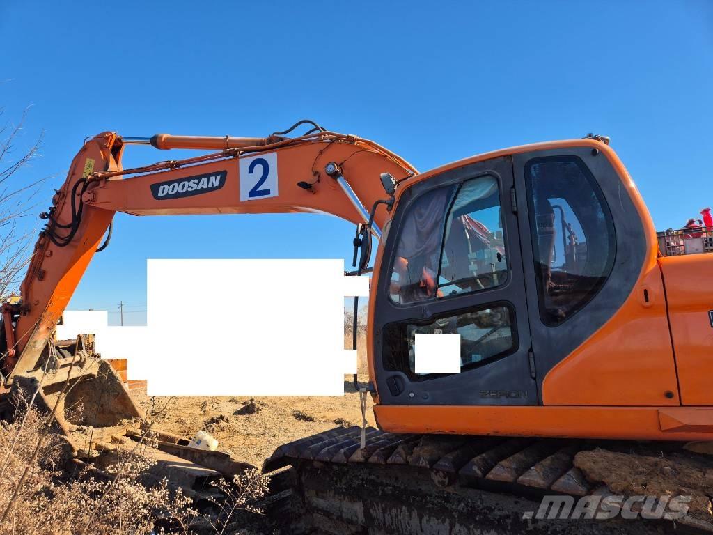 Doosan DX 220 LCA Bageri gusjeničari