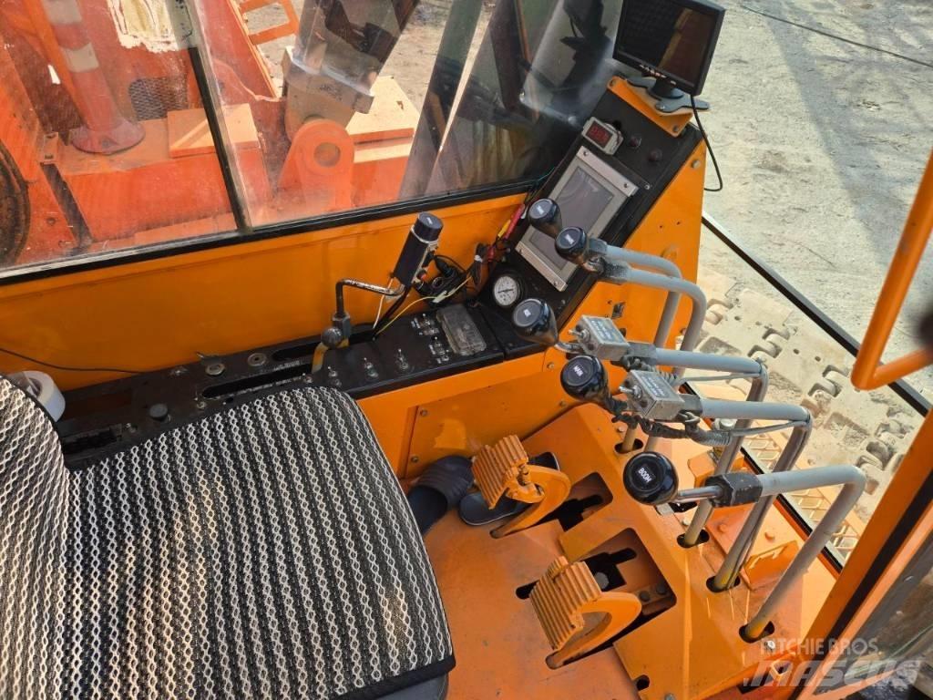 Sumitomo LS138RH Kranovi sa gusjenicama