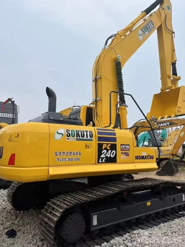 Komatsu PC 240 Bageri gusjeničari