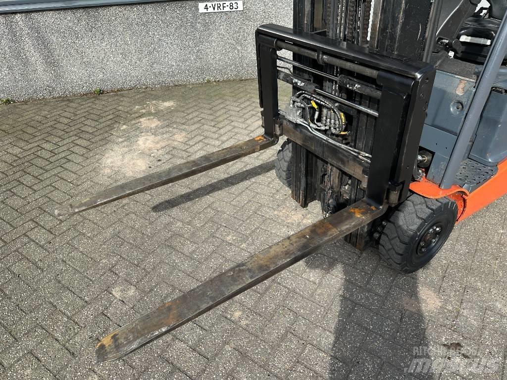 Toyota 8 FBEK 16 T Električni viličari