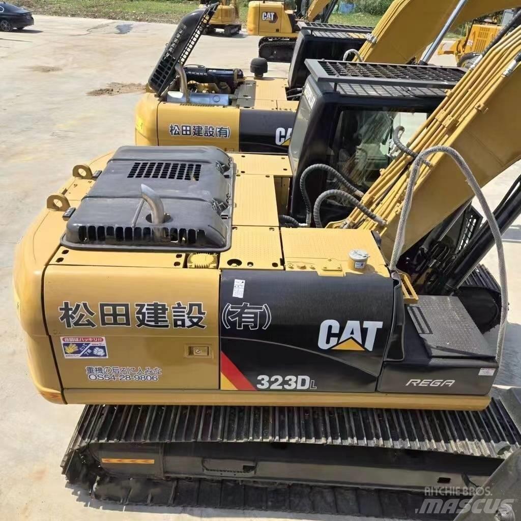 CAT 323 D Bageri gusjeničari