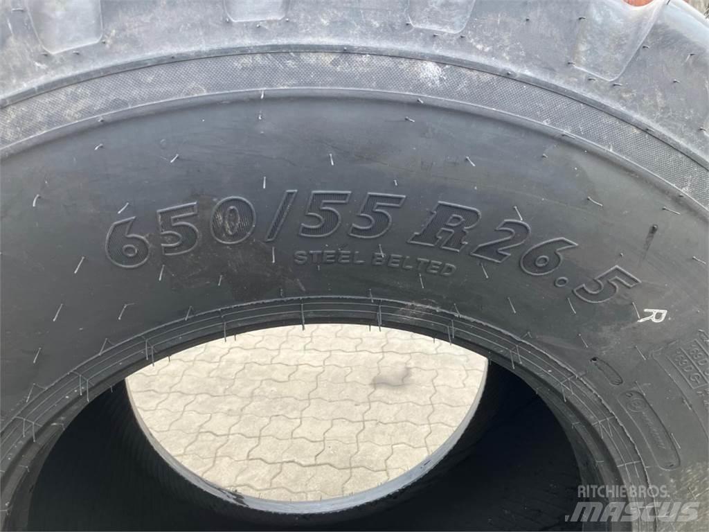 BKT 650/55R26,5 Gume, kotači i naplatci
