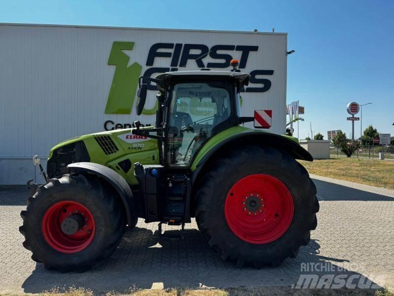 CLAAS AXION 870 Traktori