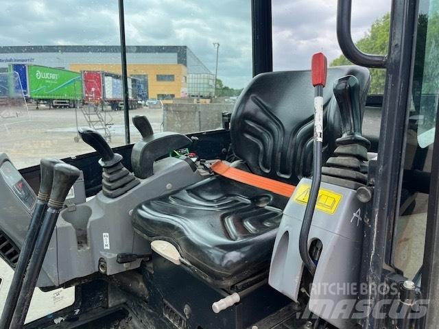 Kubota KX 016-4 Mini bageri <7t