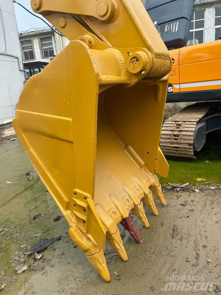 CAT 330 D Bageri gusjeničari