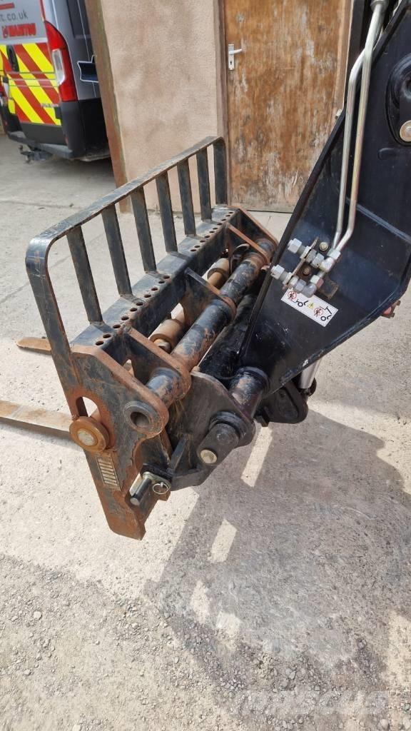 Manitou MT 1440 Teleskopski viličari