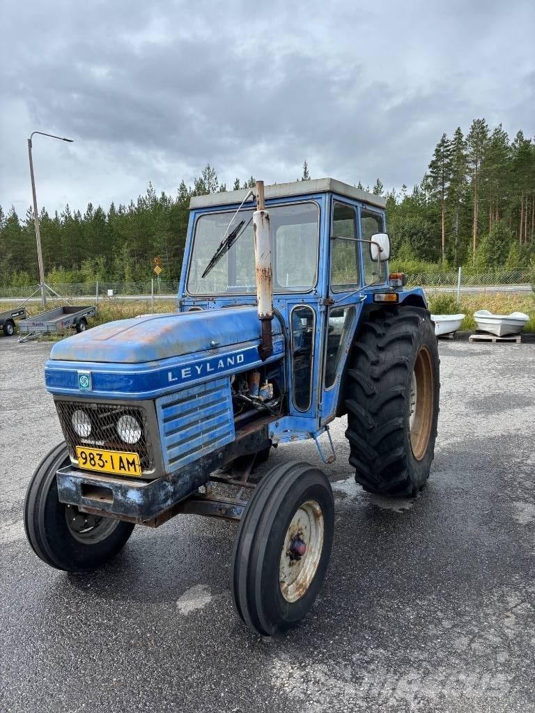 Leyland 270 Traktori
