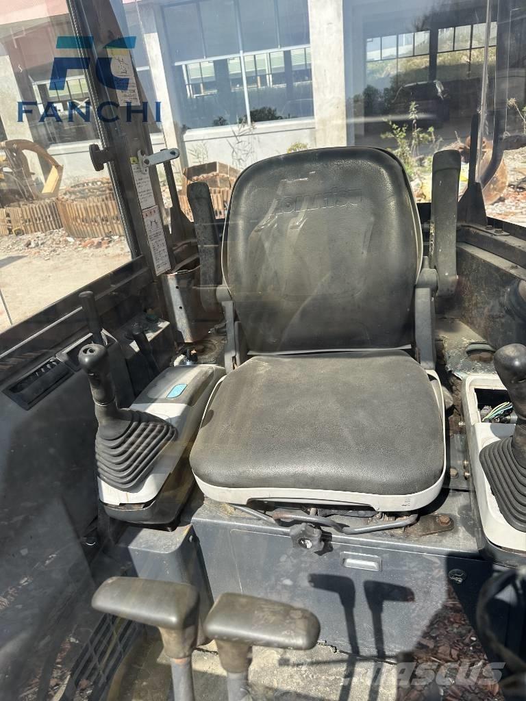 Komatsu PC 35 MR Mini bageri <7t