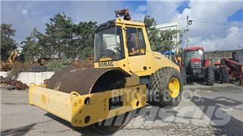 Bomag BW 211 D-40 Valjci sa dvojnim bubnjem