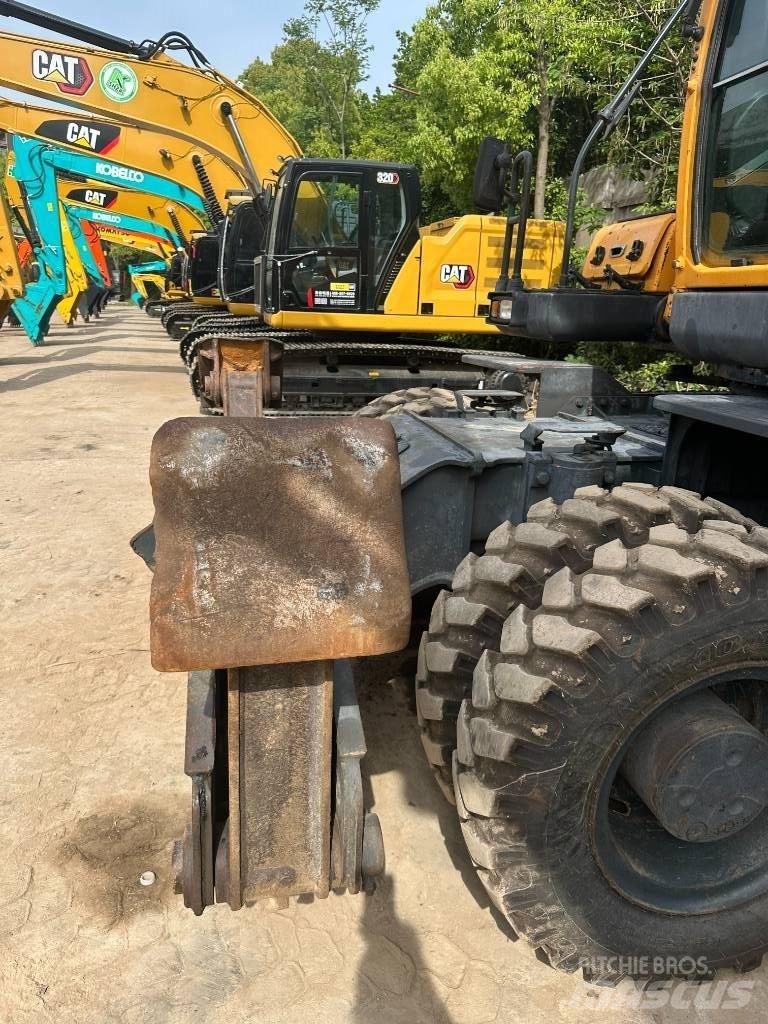 Hyundai R210W-9 Bageri na kotačima