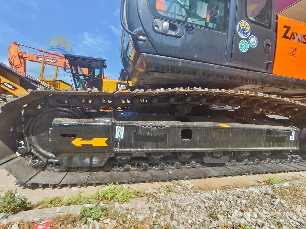 Hitachi ZX 130 Bageri gusjeničari