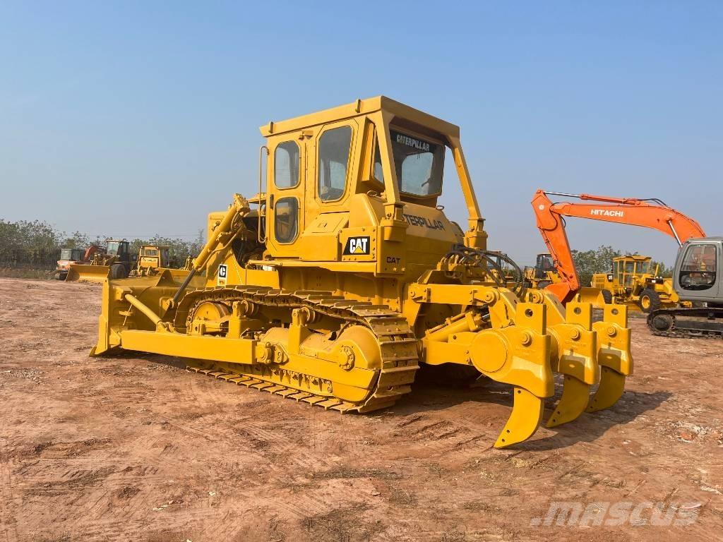 CAT D7G Buldožeri gusjeničari