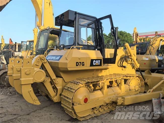 CAT D 7 G Buldožeri gusjeničari