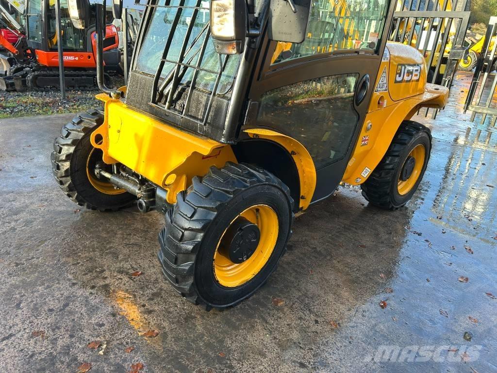 JCB 520-40 Teleskopski viličari