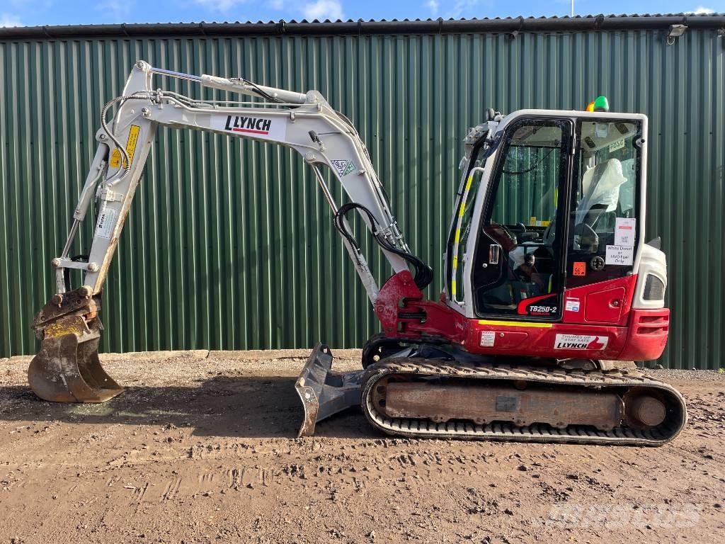 Takeuchi TB 250 Mini bageri <7t