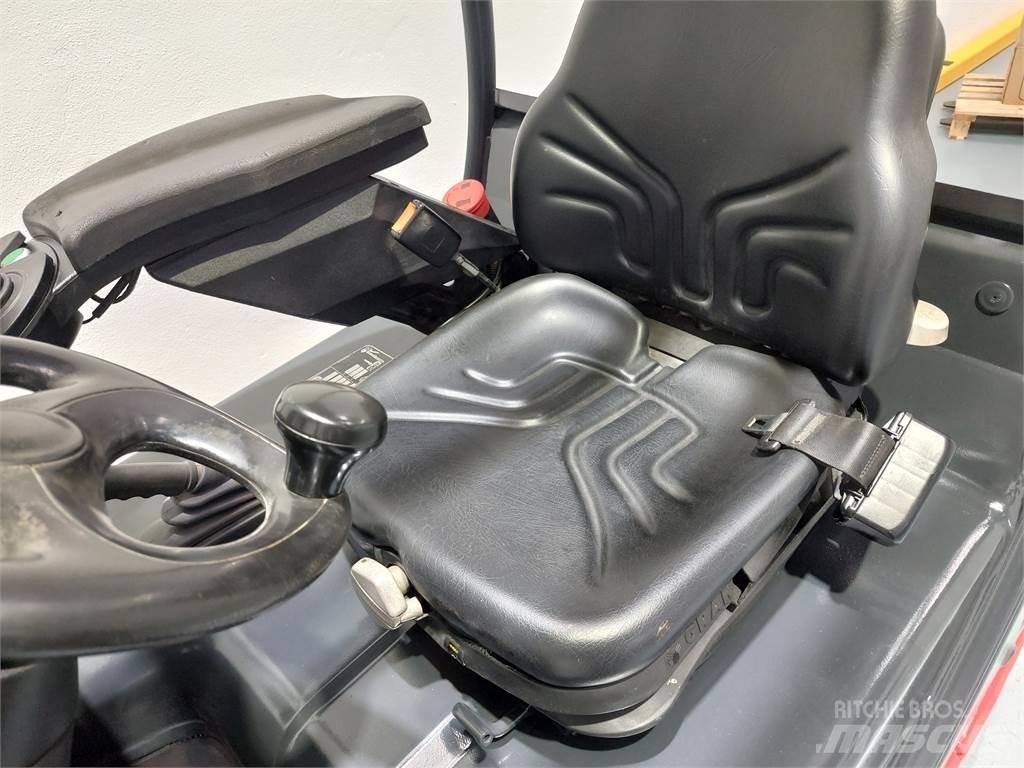 Linde E16 02 Električni viličari