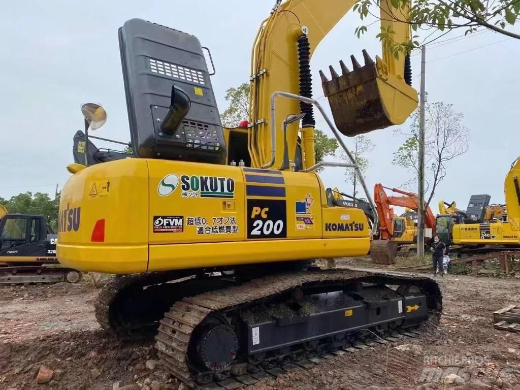 Komatsu 200-8 Bageri gusjeničari