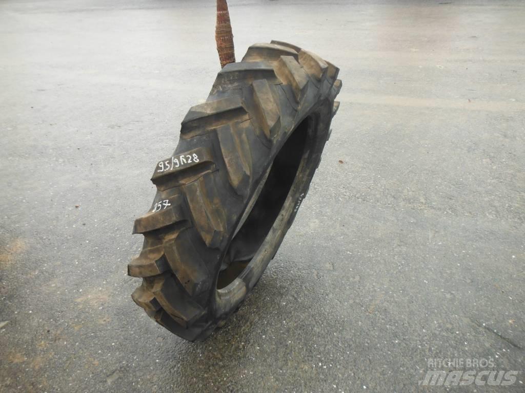 Michelin 9.5/9R28 Gume, kotači i naplatci