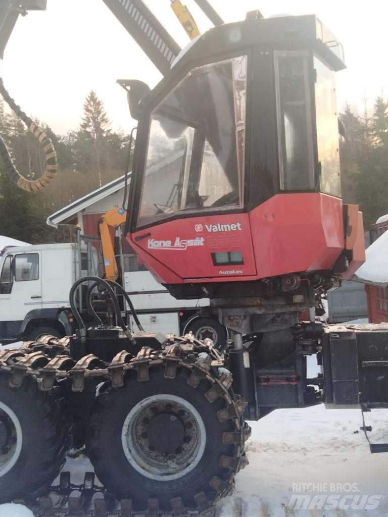 Valmet 901.3 Harversteri