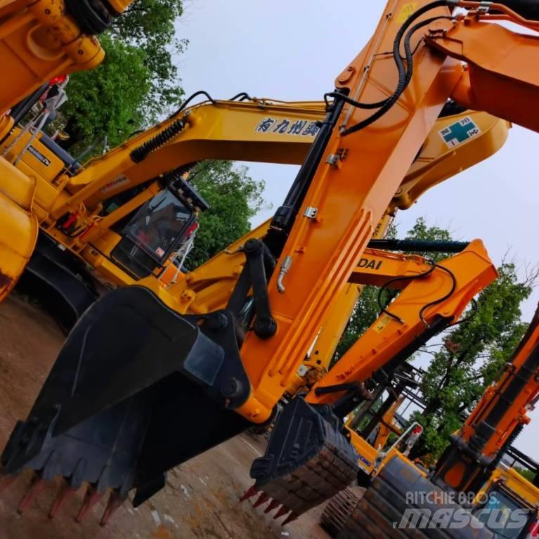 Hyundai 220IC-9S Bageri gusjeničari
