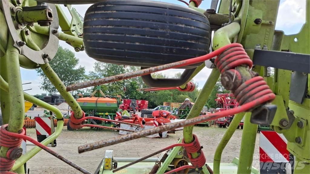 CLAAS Volto 900 Okretači i sakupljači sijena