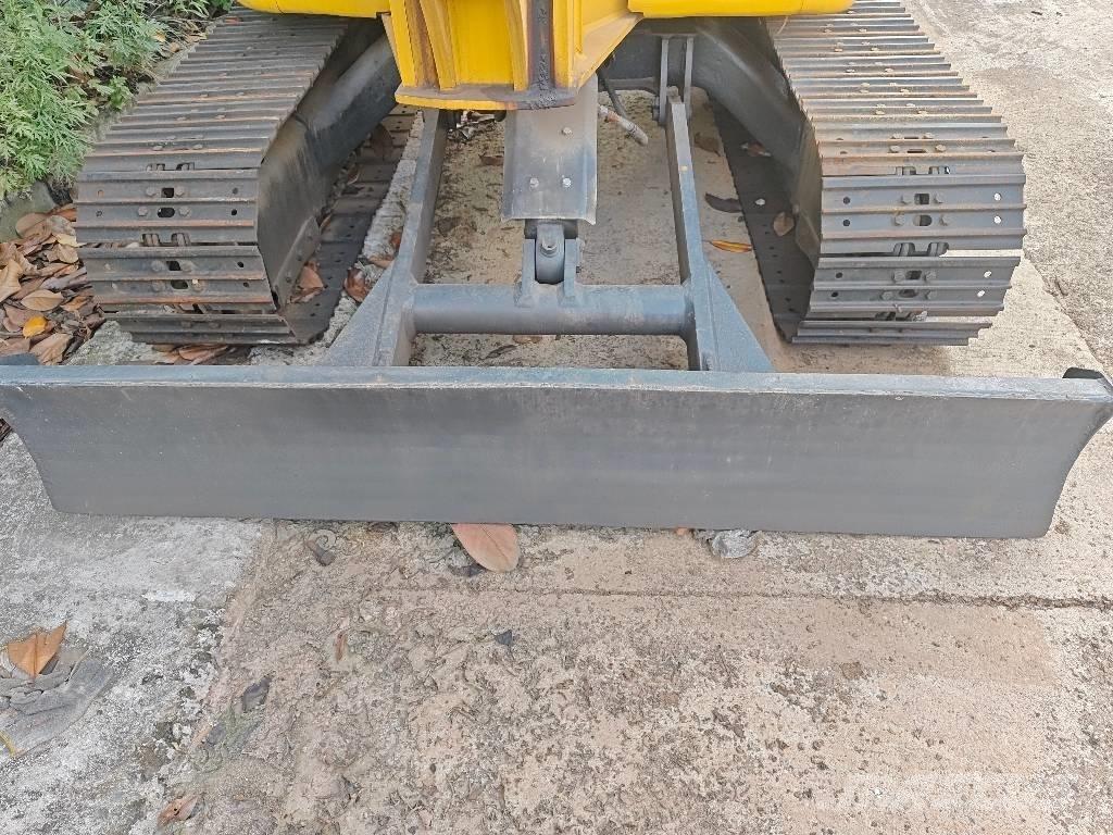 Komatsu PC 55 MR Mini bageri <7t