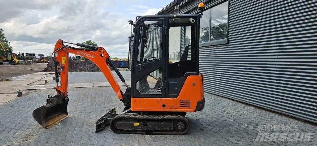 Hitachi ZX19-5 Mini bageri <7t