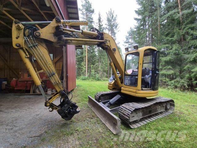 Komatsu PC75 UU Bageri gusjeničari