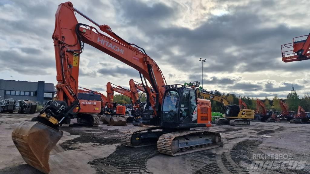 Hitachi ZX225USRLC-6 Bageri gusjeničari