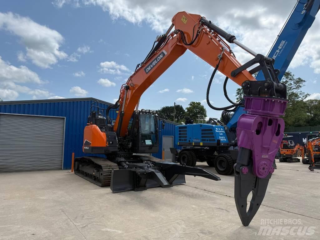 Develon DX 235 LCR-7 Bageri gusjeničari